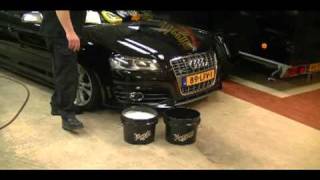 Meguiars Holland Stap 1 Wassen van de auto [upl. by Enoved847]