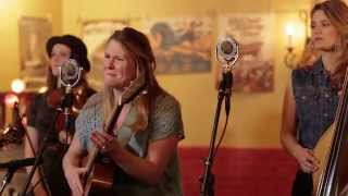 Della Mae  Heavens Gate Live  Rhythm N Blooms 2014 [upl. by Arahsak]