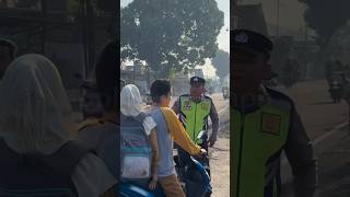 Jalan kaki sehat polisimenyapa viralvideo viralshort [upl. by Sumer]