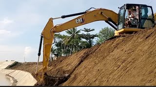 PANO mag slope Ng River plood control gamit ang Caterpillar 320DC Excavator [upl. by Hadeehuat]