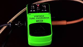 Behringer TO800 Vintage Tube Overdrive [upl. by Vernita]