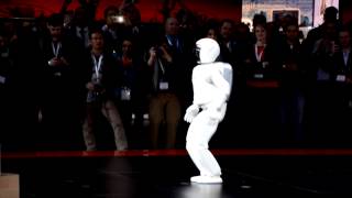 Honda Asimo Robot Will Replace Humans  2014 NY International Auto Show [upl. by Calore]