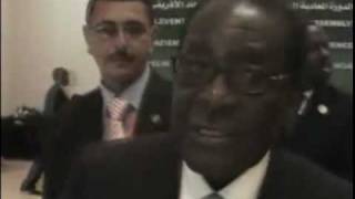 Mugabe calls a journalist a bloody idiot at the African Union Summit in Egypt  1 July 2008VOB [upl. by Norse]