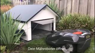 Wetterfeste Mähroboter Garage aus Holz mit Tor [upl. by Aidnac373]