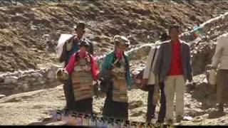 Tibetan Dance Lungsang gy Pumo [upl. by Hada505]