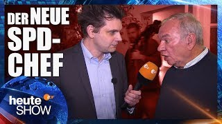 Lutz van der Horst trifft die letzte Hoffnung der SPD  heuteshow vom 16022018 [upl. by Pavel]