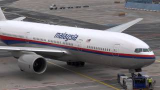 Malaysia B7772H6ER 9MMRO at Frankfurt Main Airport [upl. by Sevart831]