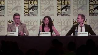 Cobie Smulders and Neil Patrick Harris sing Lets Go To The Mall at Comic Con 2013 [upl. by Aicnatsnoc]