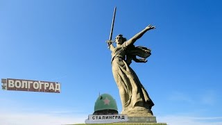 Вид из окна поездаПодъезжаем к Волгограду МАМАЕВ КУРГАНPodezzhaem to Volgograd Mamayev KurganRussia [upl. by Saltzman]