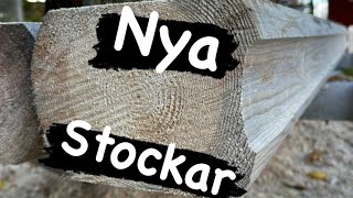 Sågar och fräser nya stockar i sågbänken testar även nya stocklås och byter skär [upl. by Crystal]