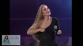 LUCERO canta QUIERO en concierto [upl. by Abdulla]