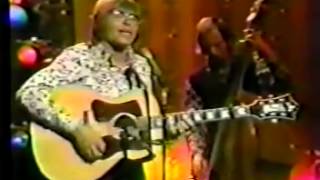 John Denver sings Rocky Mountain High on The Tonight Show 1972 [upl. by Jackie550]