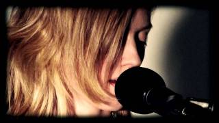 SILJE NES  Crystals FD acoustic session [upl. by Perloff916]