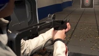 実弾射撃 UZI ウージー 9mm 短機関銃 UZI SMG Full Auto [upl. by Ordisi141]