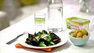 Recept met Becel ProActiv Vispakketjes met broccoli en een basilicumtopping [upl. by Cos]