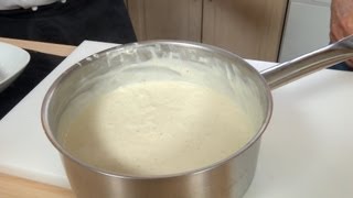 Como Hacer la Salsa Bechamel Facil [upl. by Esinyt]