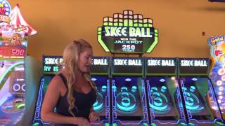 Skee Ball Game Review Niagara Speedway Game Zone Clifton Hill Niagara Falls [upl. by Airetal]