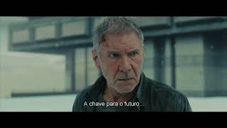 Blade Runner 2049 Trailer Legendado [upl. by Aicilak]