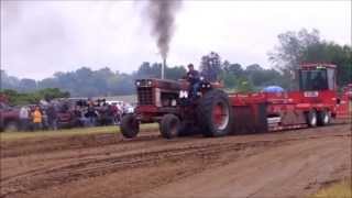 Strawberry Point Iowa 11000lb 2 hot 2 farm Tractor Pull [upl. by Oisor645]