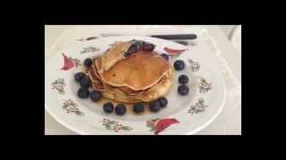 蓝莓玉米面早餐松饼 Buttermilk Blueberry Pancakes Recipe [upl. by Mutat524]