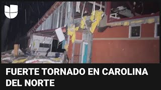 Un tornado toca tierra en Carolina del Norte reportan varias viviendas y edificios dañados [upl. by Adnaluoy513]