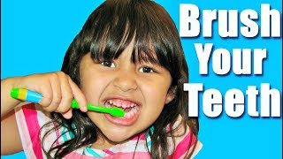 Learn to Brush Your Teeth with Toddler Lilly  Educational Videos [upl. by Ailema19]