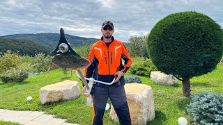 Stihl Fs 560C with 350 mm brush knife cutting fresh grass Motocoasa Stihl cu cutit de desis [upl. by Rutledge499]