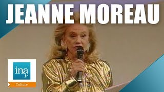 Jeanne Moreau présente le palmarès du Festival de Cannes 1994  Archive INA [upl. by Thomasina376]