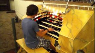 Tim Duckworth plays quotCabaretquot on the Wurlitzer [upl. by Margot]