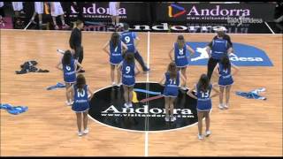 ¿Dos infiltrados entre las cheerleaders del MoraBanc Andorra [upl. by Portingale]