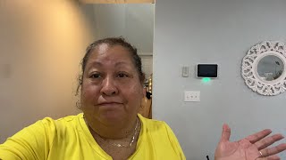 Evelyn Dominguez is live Viene fuerte el huracán [upl. by Zanas657]