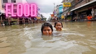 Bangkok Thailand Asian City Prone to Flooding Cars Submerged Underwater flood flooding [upl. by Joachim]