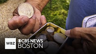 Man returns valuable coins to a Massachusetts family after purchasing them at their yard sale [upl. by Orsola]