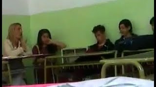 Polémica por docente que insulta a un alumno en el aula [upl. by Ernesta]