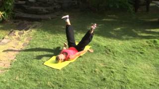 Cuisses Abdos Fessiers avec Sophie Cornet  Cours complet [upl. by Elyssa926]