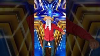 Where is his right arm unbelievable magic that wows everyone americasgottalent magic bgt [upl. by Ataeb]