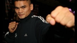 Marcos Maidana Does It All For The Fans [upl. by Adnirolc]