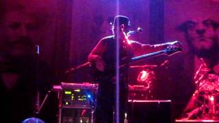 Les Claypool Plays Fans Bass in Dallas  Lakewood Theater  April 21 2010 [upl. by Sammer]