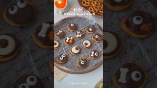 Easy pretzel chocolate🥨for halloween [upl. by Rybma]