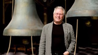 Disneys DER GLÖCKNER VON NOTRE DAME  Interview mit Komponist Alan Menken [upl. by Anire]