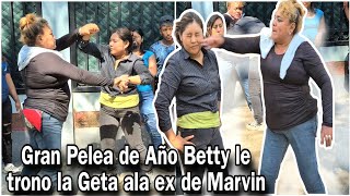 Doña Betty Le dio Una Arrastr4da a su ex Nuera sara La trata de Robarse Remesa de Nora y Morelia🤬 [upl. by Jan]