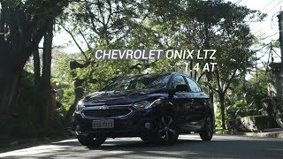 Chevrolet Onix LTZ 14 Automático  Teste Webmotors [upl. by Yenaffit]