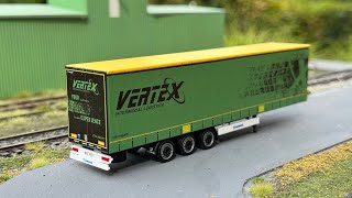 How to put a decal on a trailer Modeltrain [upl. by Tocs]