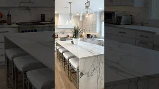 🔥 Quartzite tops in a new Quad Cities home built by Aspen Homes with a Village Home Stores kitchen [upl. by Millar383]