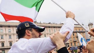 MATTEO SALVINI IN PIAZZA CON IL SINDACO DI TIRRENIA PISA DI PISA [upl. by Auqinaj832]