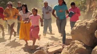 Maria Juliana Documental Trailer Tarahumara Ultramaraton Caballo Blanco [upl. by Lehctim]