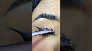 Eyeliner hack shorts viralhacks makuphacks beautyhacks hack youtubeshorts eyemakeup [upl. by Paviour]