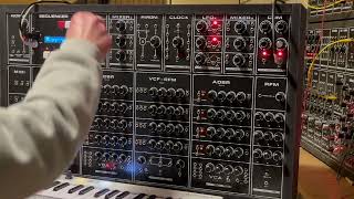 Elektor Formant POLY 4 Voices Semi Modular [upl. by Eelarbed641]