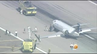 United SkyWest Jet Makes Emergency Landing At LAX [upl. by Tisdale929]