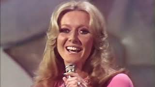 Clodagh Rodgers  Jack in the box EUROVISION 1971 WIDESCREEN [upl. by Enirhtak265]